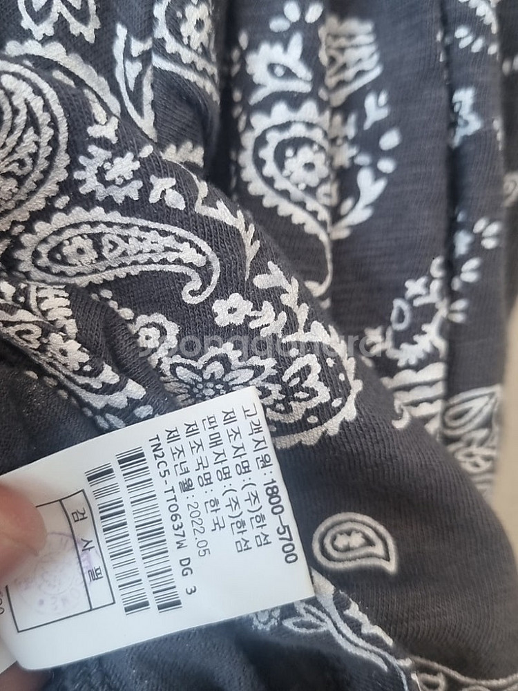 톰그레이하운드(TOM GREYHOUND) 페이즐리 반팔 블라우스--6