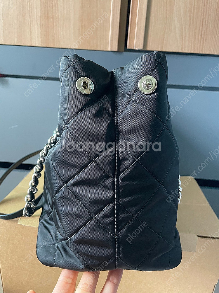 프라다 1BG740 포코노 퀼팅 체인 쇼퍼백--4