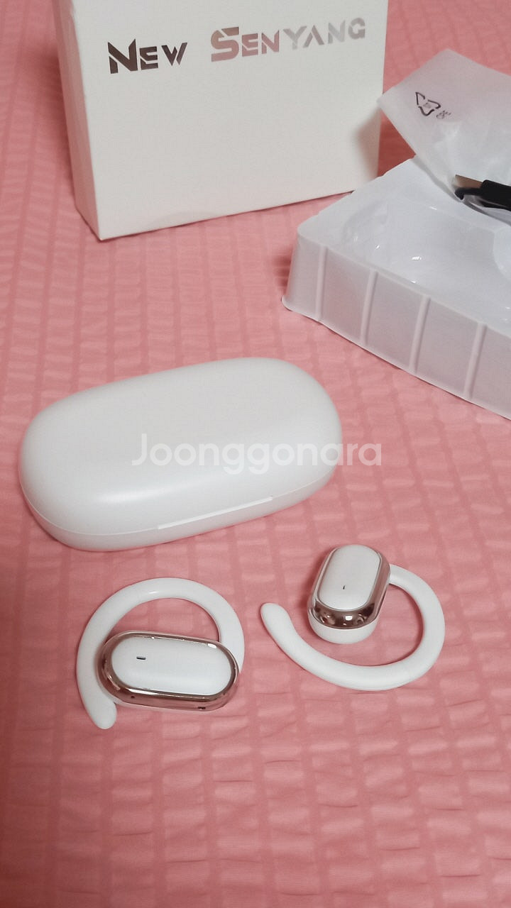 <새제품> 블루투스 귀걸이 이어폰 휴대용 스피커--1