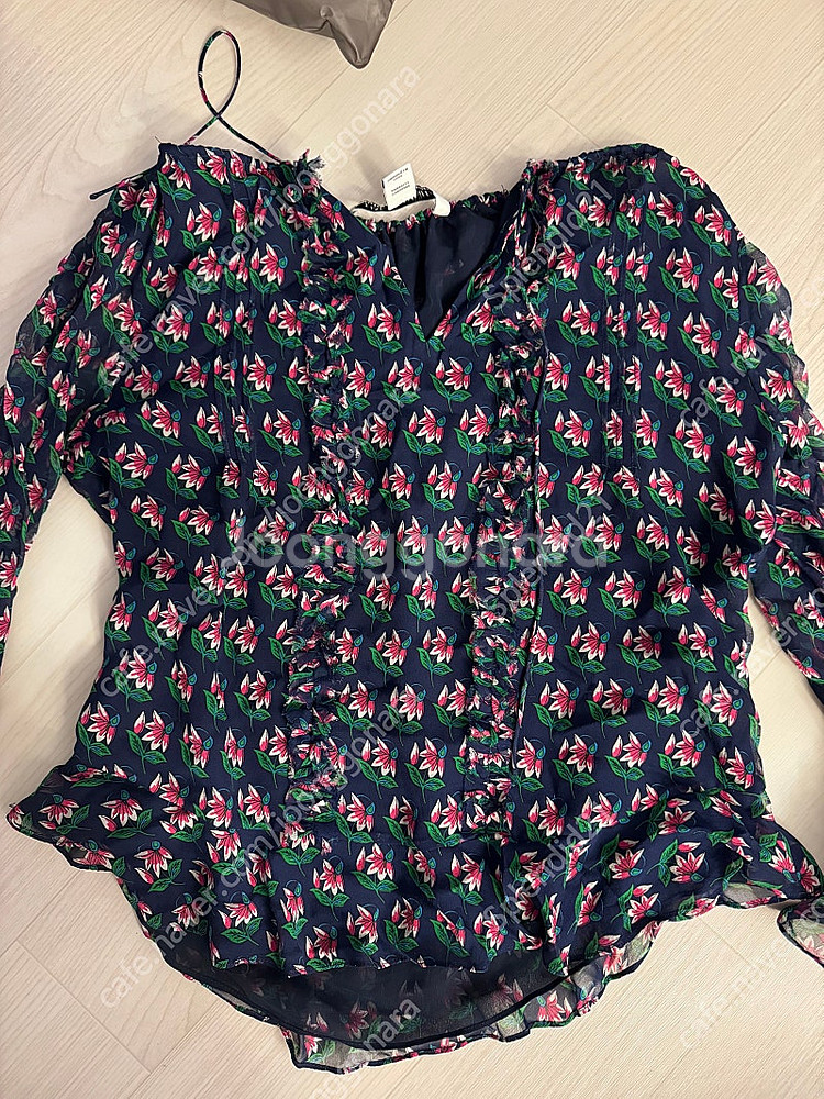 DVF 블라우스 0사이즈 택제거한 새상푸--0