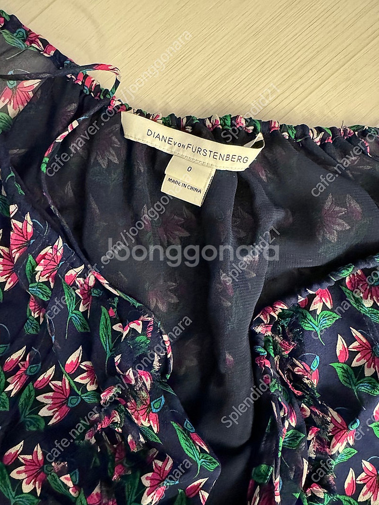 DVF 블라우스 0사이즈 택제거한 새상푸--1