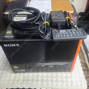 소니 AX700 캠코더