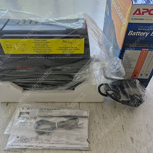 APC Back-UPS ES 400(미사용) 이미지