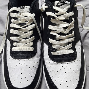 나이키 코트 비젼 로우 NIKE HM9862-001 280사이즈!