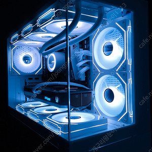 7800X3D , RTX 5070 게이밍 컴퓨터