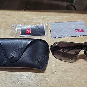 레이밴 선글라스 RB3321