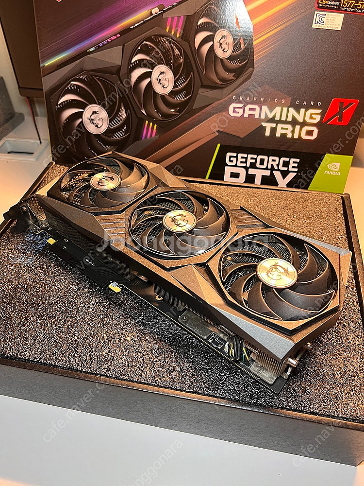 MSI RTX 3080 게이밍트리오 X 10GB--1