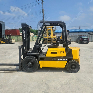두산FD2.5톤 중고지게차