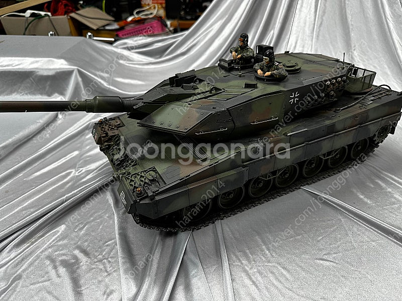 타미야 1/16 RC탱크 팔아요(레오파르트2/에이브람스...--3