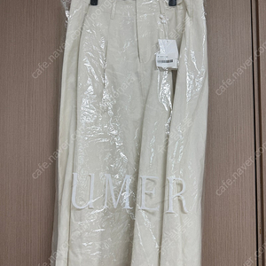 UMER 유메르 베스 플레어 스커트 라이트베이지 3사이즈