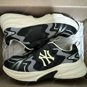 MLB 키즈 커브 러너 주니어 NY 240 판매