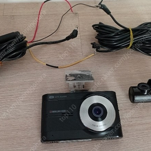(무료배송) 아이나비 Z500 2채널 블랙박스(전방카메라+후방카메라+거치대+메모리카드+배선까지 모두포함)