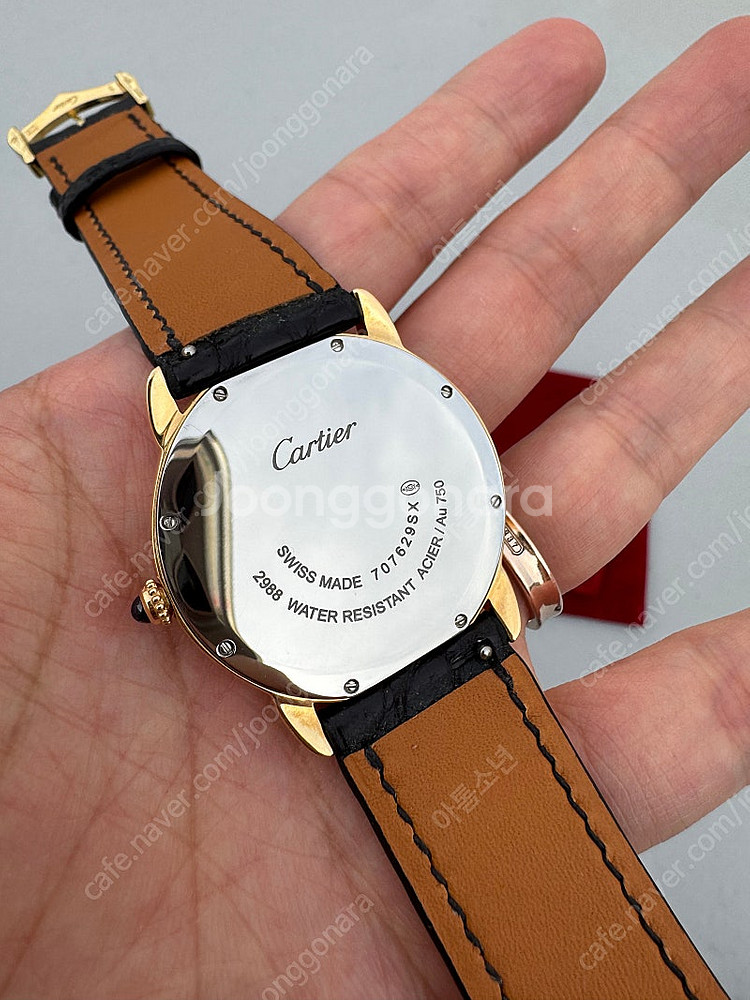 까르띠에 롱드솔로 라지 36mm 옐로우골드--2