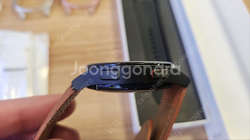 갤럭시 워치4 40mm LTE자급제 블랙 새제품S급 S...--2