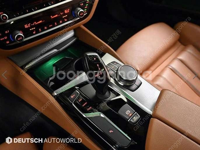 중고차 BMW 5시리즈(7세대) 520d M스포츠팩 부...--2