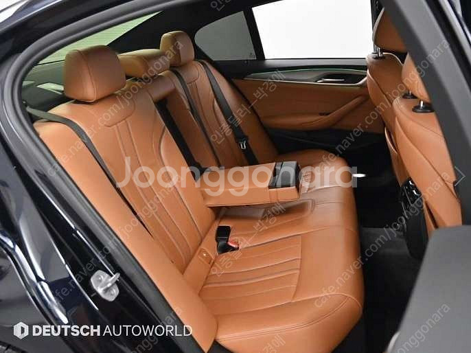 중고차 BMW 5시리즈(7세대) 520d M스포츠팩 부...--4