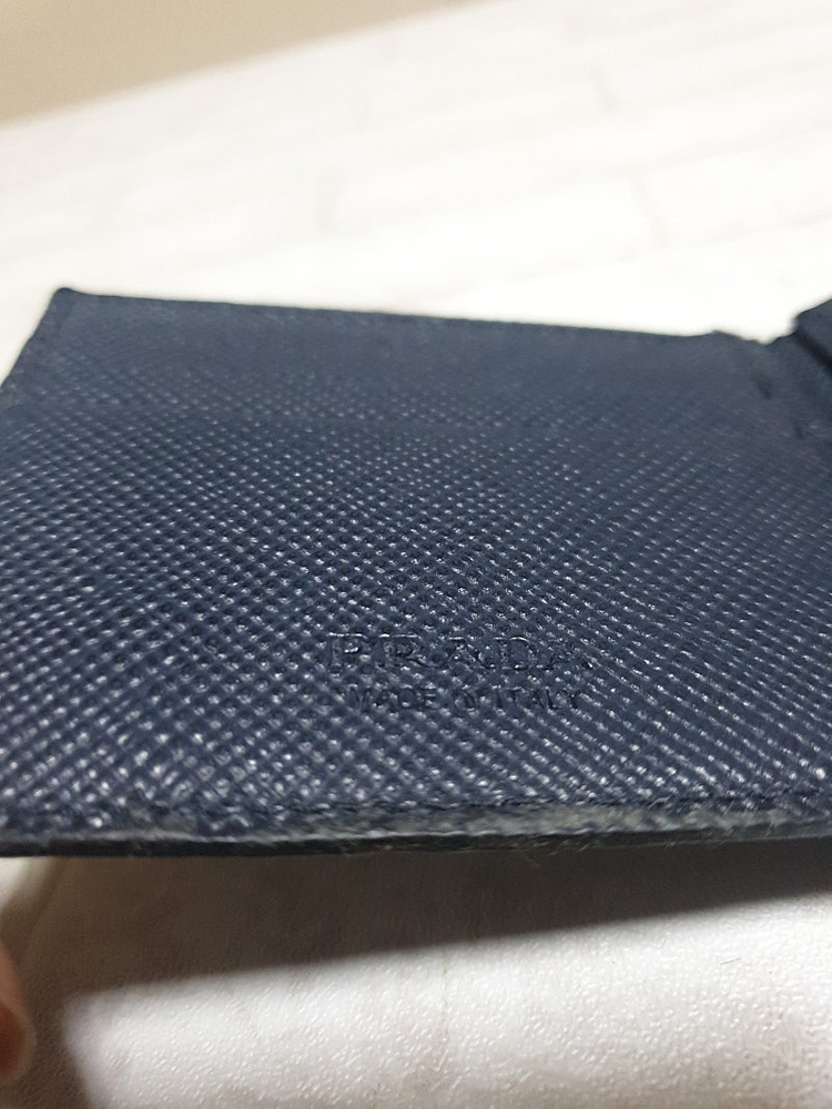 PRADA 프라다 머니클립 남자 반지갑 정품 이미지