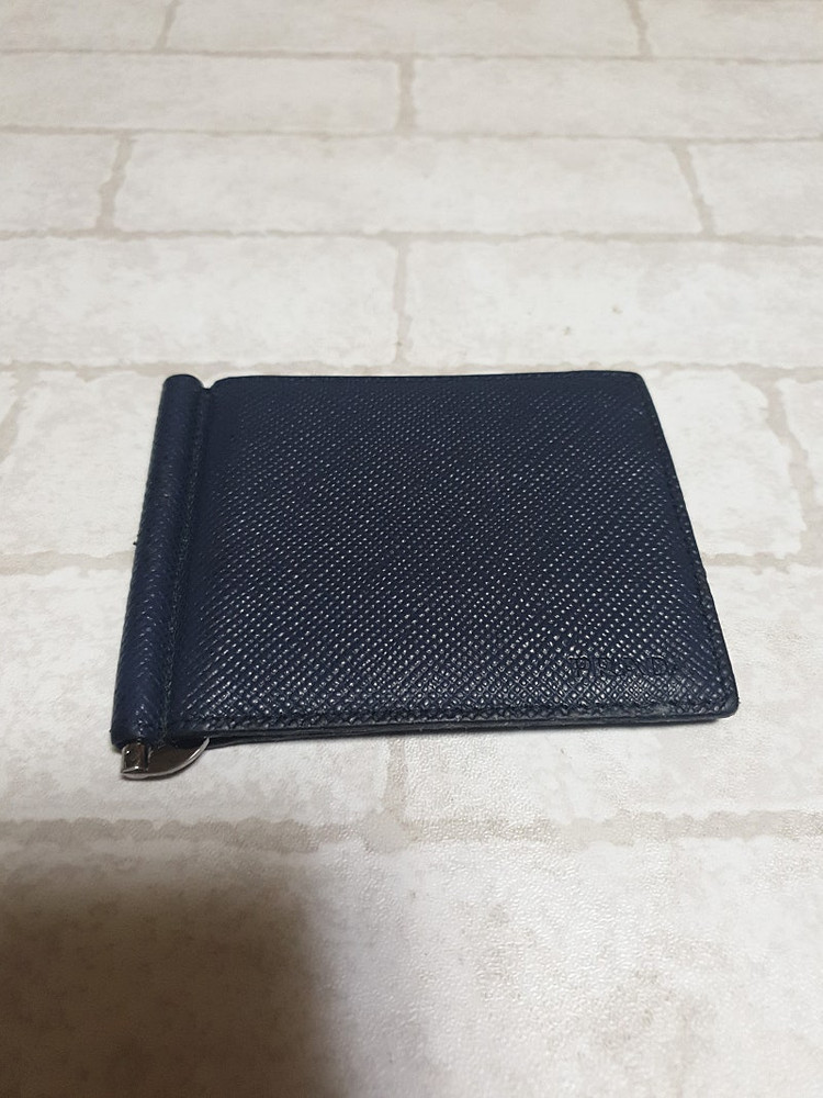 PRADA 프라다 머니클립 남자 반지갑 정품 이미지