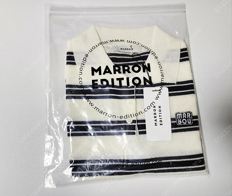 [새 제품]마론에디션 화이트 스트라이프 폴로 니트 이미지