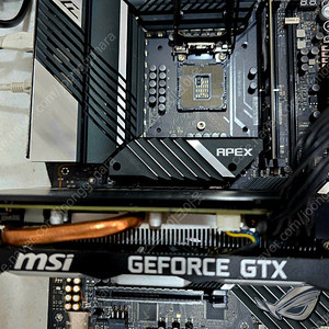 ASUS Z590 APEX 메인보드