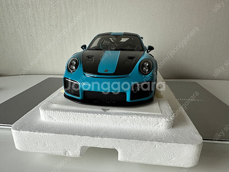 1:18다이캐스트 오토아트 991 gt2 rs 마이애미...--1