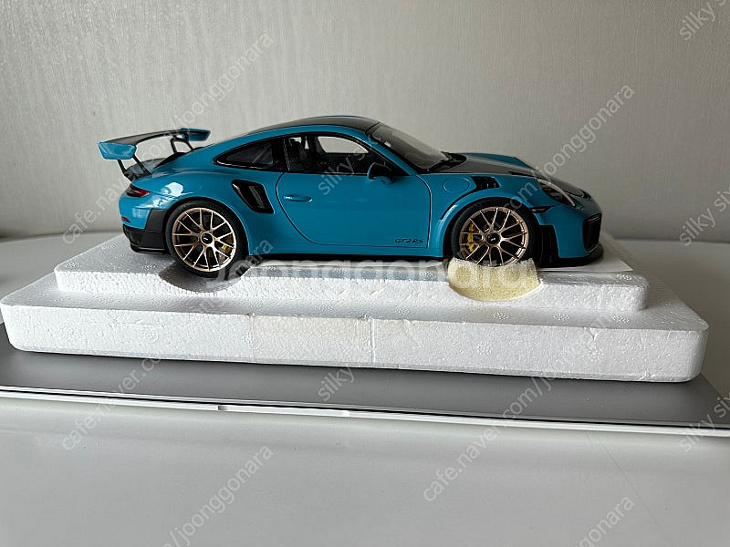 1:18다이캐스트 오토아트 991 gt2 rs 마이애미...--2