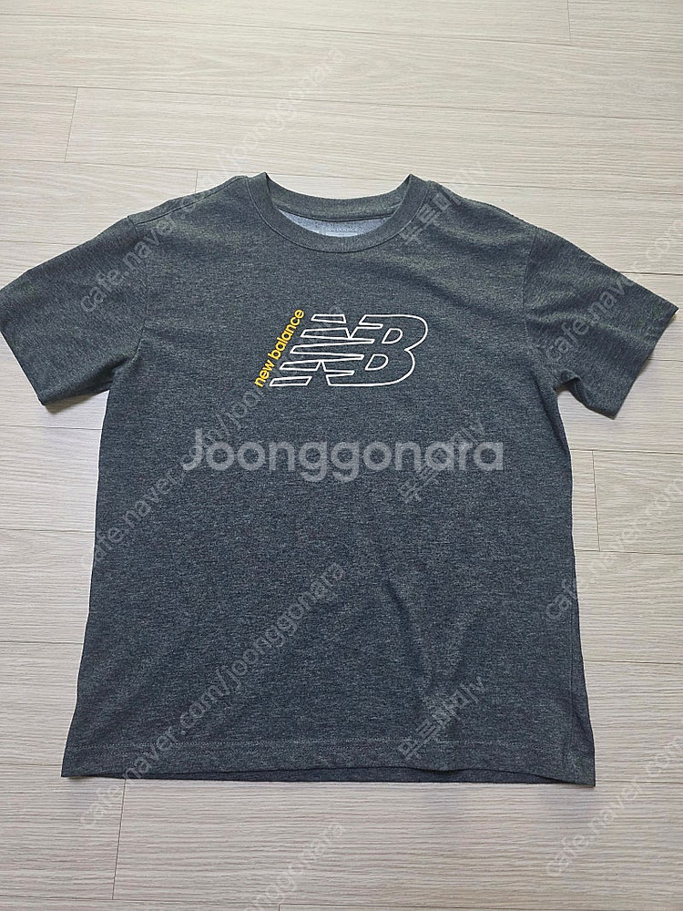뉴발란스키즈 세트+ 티셔츠한장더--0