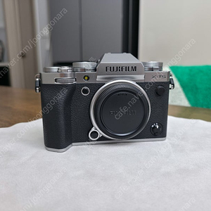 후지 X-T5 실버 16-50 렌즈킷 팝니다