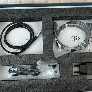 카멜 포터블 모니터 CPM1530I