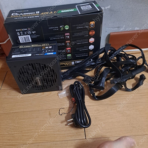 마이크로닉스 풀체인지 700w 파워 as기간6년 남은것 5만원 팝니다...
