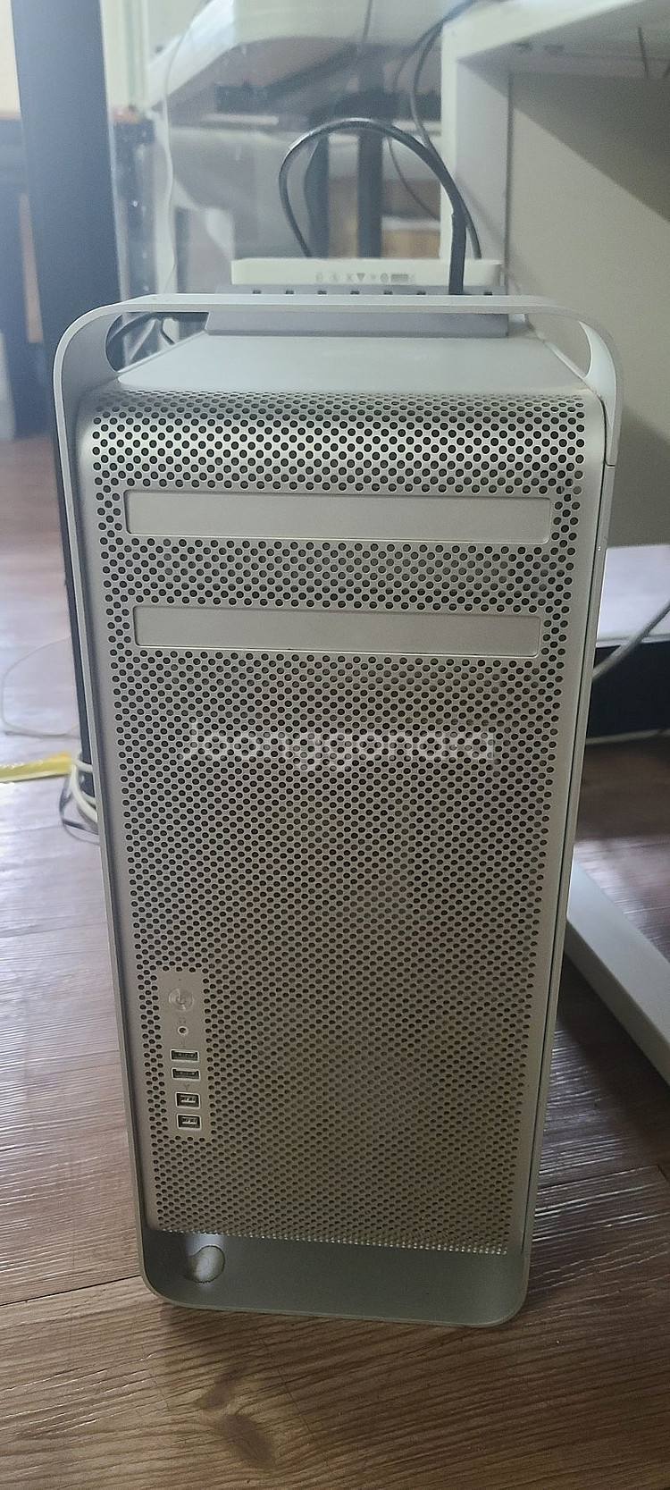 early 2009 Mac Pro ( 2*2.93 qu...--1
