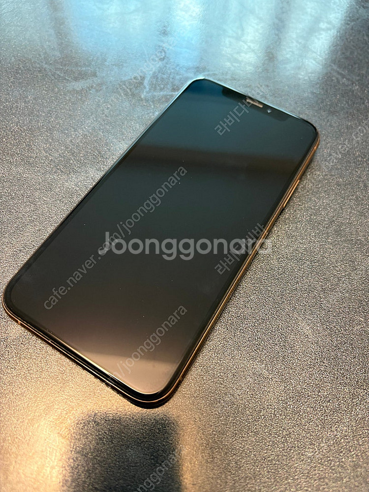 아이폰256g 골드--1