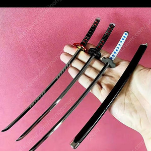 귀멸의 칼날 칼 피규어 풀세트 팝니다 키링