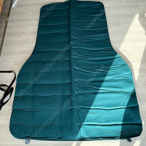 모델y 노텔라 캠핑 매트 팔아요
