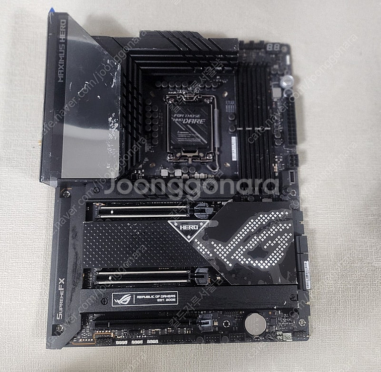 ASUS TUF GAMING Z790 / ASUS RO...--0