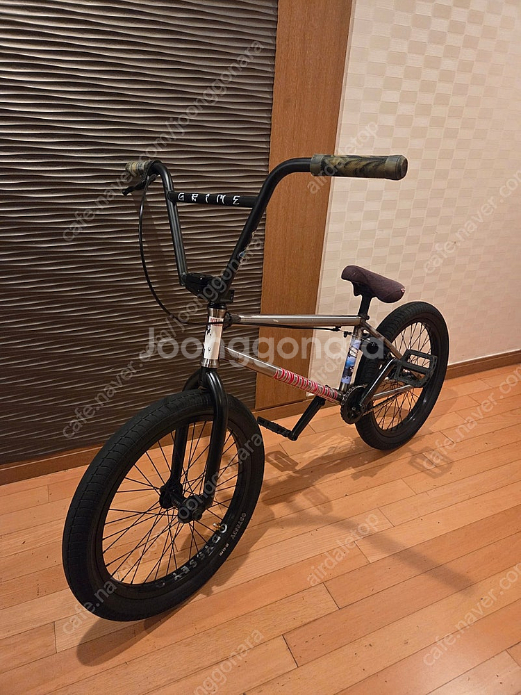 핀드밀스 풀커스텀 bmx 판매합니다.--0