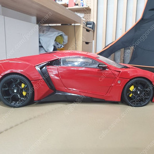 1:18 오토크래프트 라이칸