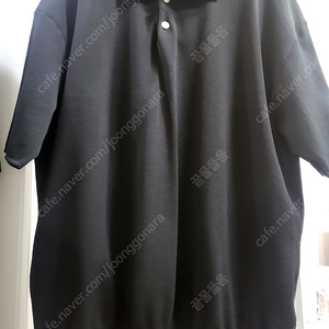 타임옴므 클래식 버튼 카라 니트 블랙 110 팝니다.