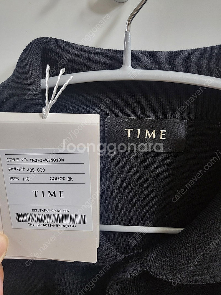 타임옴므 클래식 버튼 카라 니트 블랙 110 팝니다.--2