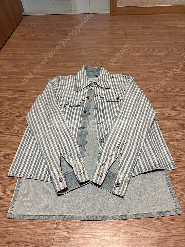 오프화이트 19ss 데님 셋업 (데님자켓,숏팬츠)--2