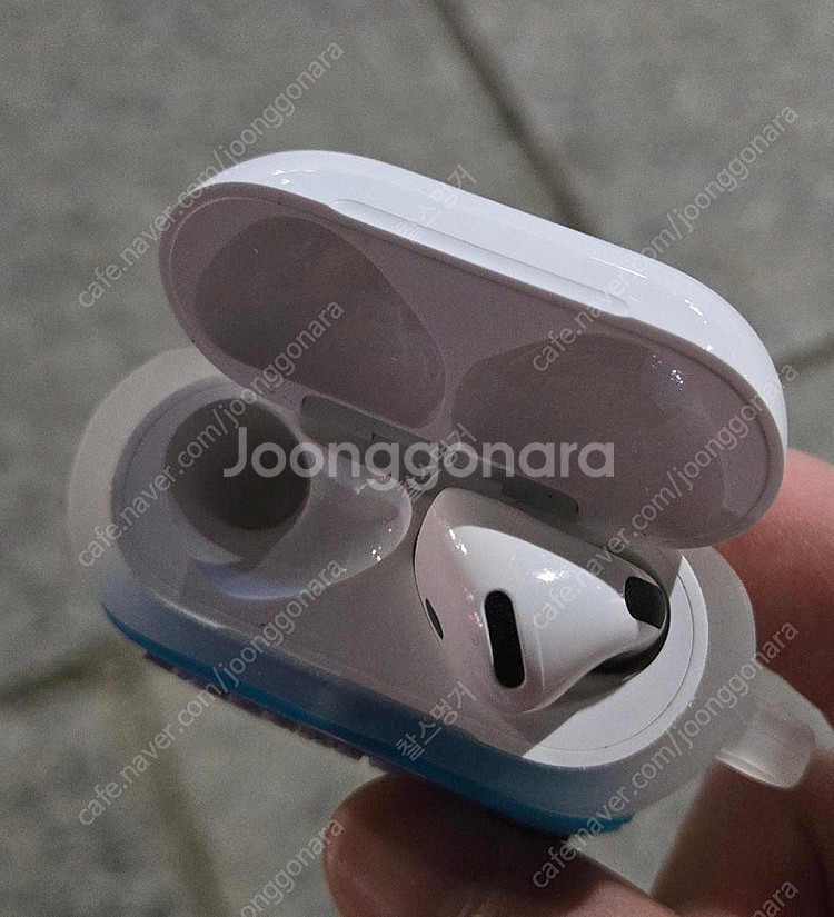 에어팟4 노캔x버전 오른쪽 팝니다--0