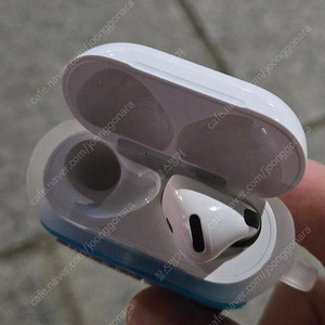 에어팟4 노캔x버전 오른쪽 팝니다