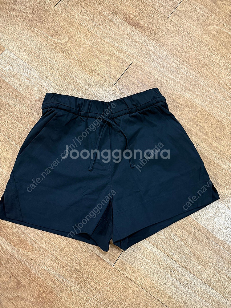 룰루레몬 신처블 우븐 하이라이즈 반바지--5