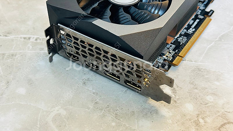 GIGABYTE 라데온 6800 XT GAMING OC...--2
