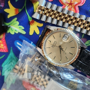 부로바 슈퍼세빌 데이트 콤비