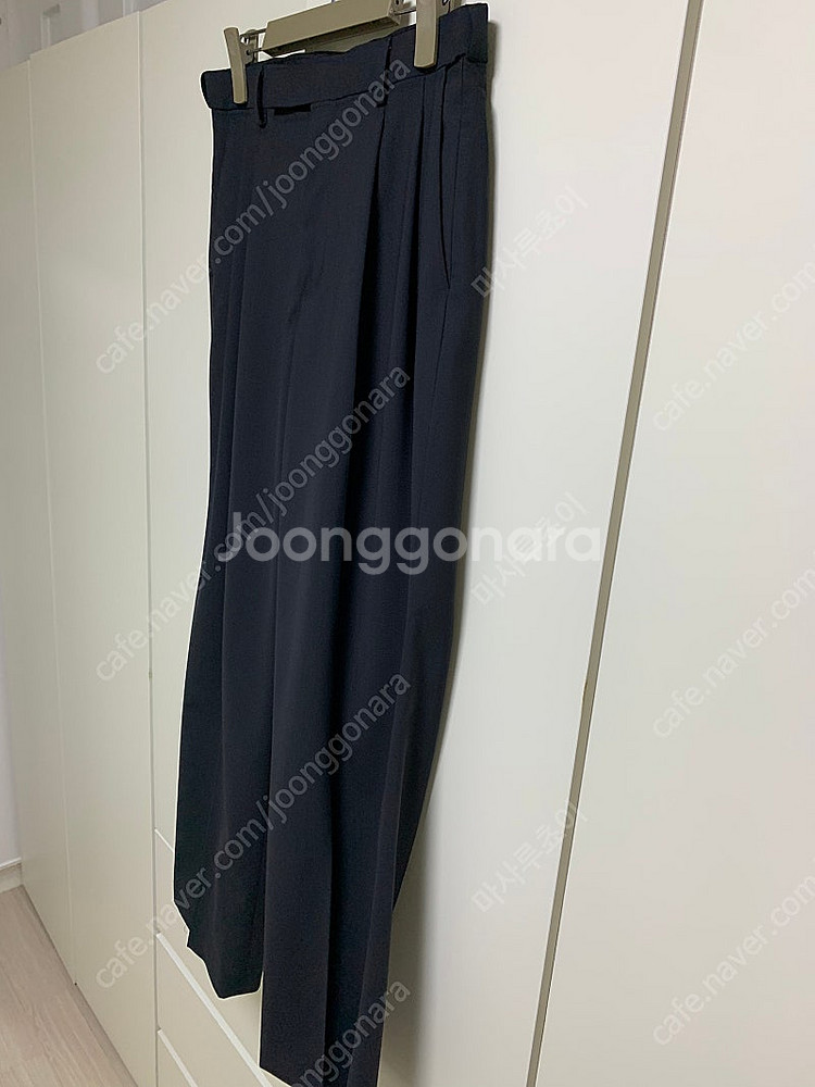 무신사스탠다드 무탠다드 썸머울 투 턱 와이드 히든 밴딩...--5