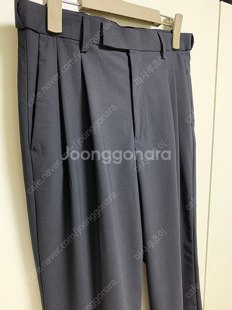 무신사스탠다드 무탠다드 썸머울 투 턱 와이드 히든 밴딩...--7