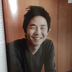 피아니스트 임동혁 리즈시절 잡지 2권과 예전신문기사 스크랩 약간