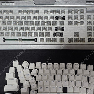 K70 RGB MK.2 SE , TKL 키보드 판매 일괄 구매시 더 드리는거 있음