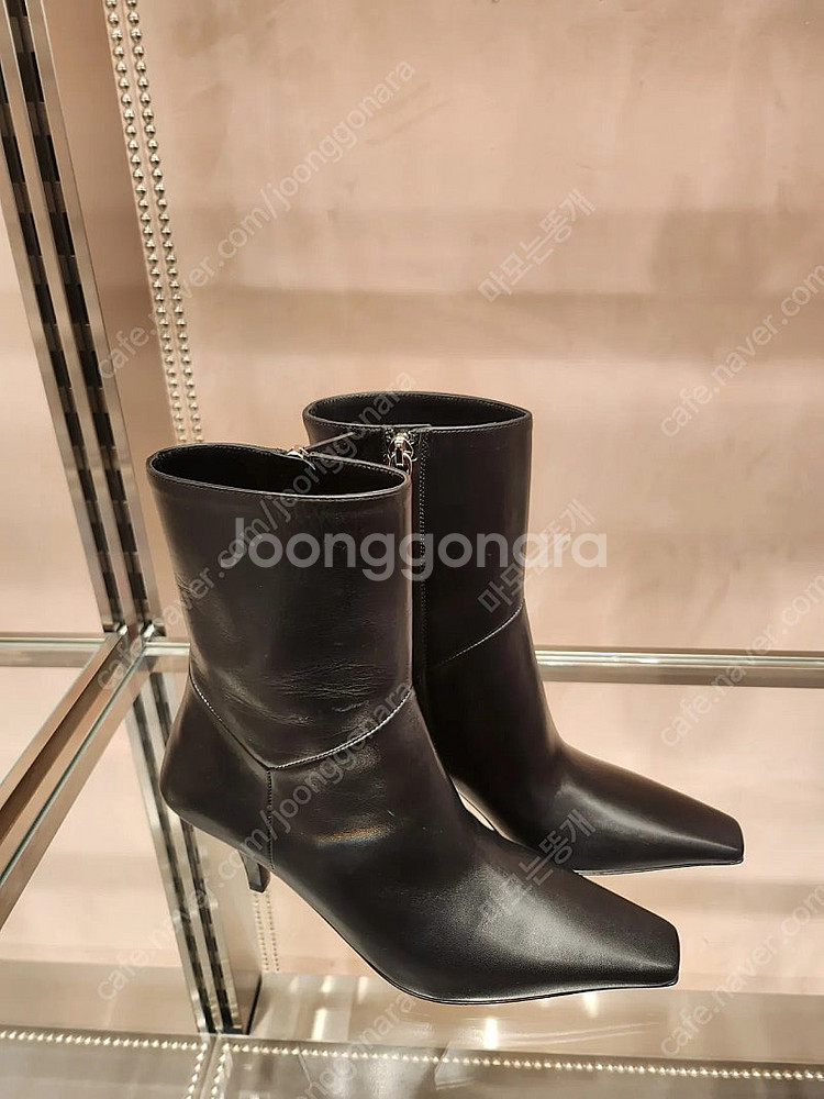 구찌앵글부츠 판매해요 미사용정품--0